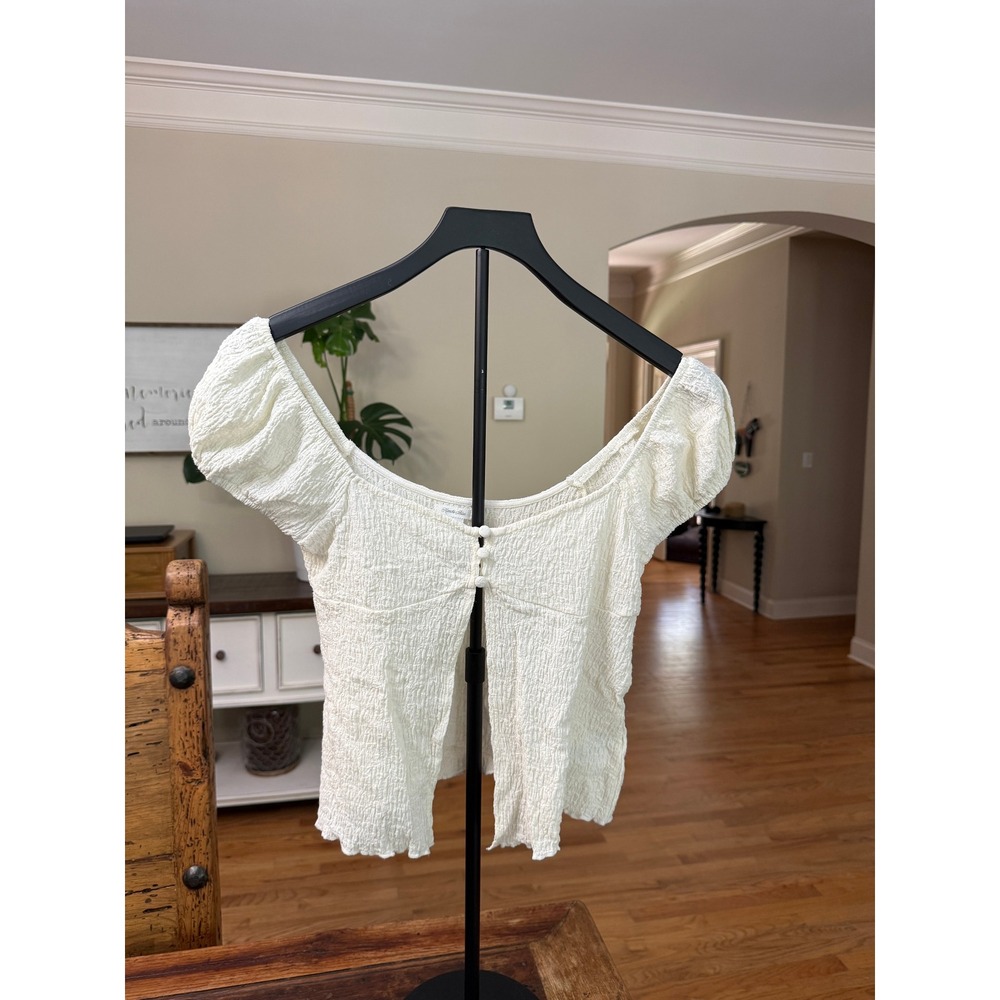 Kimchi Blue Urban Outfitters Ivory Textured Crinkle Open Front Top S Cottagecore